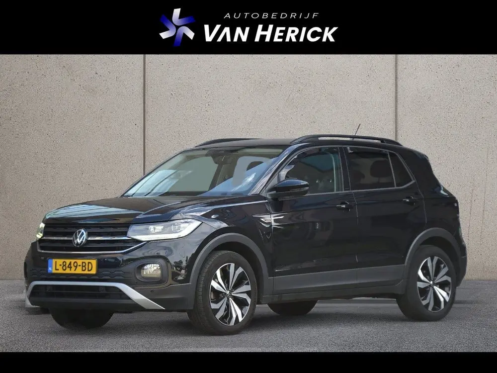 Volkswagen T-Cross 1.0 TSI Life 110PK | Black Design | Virtu uit 2021