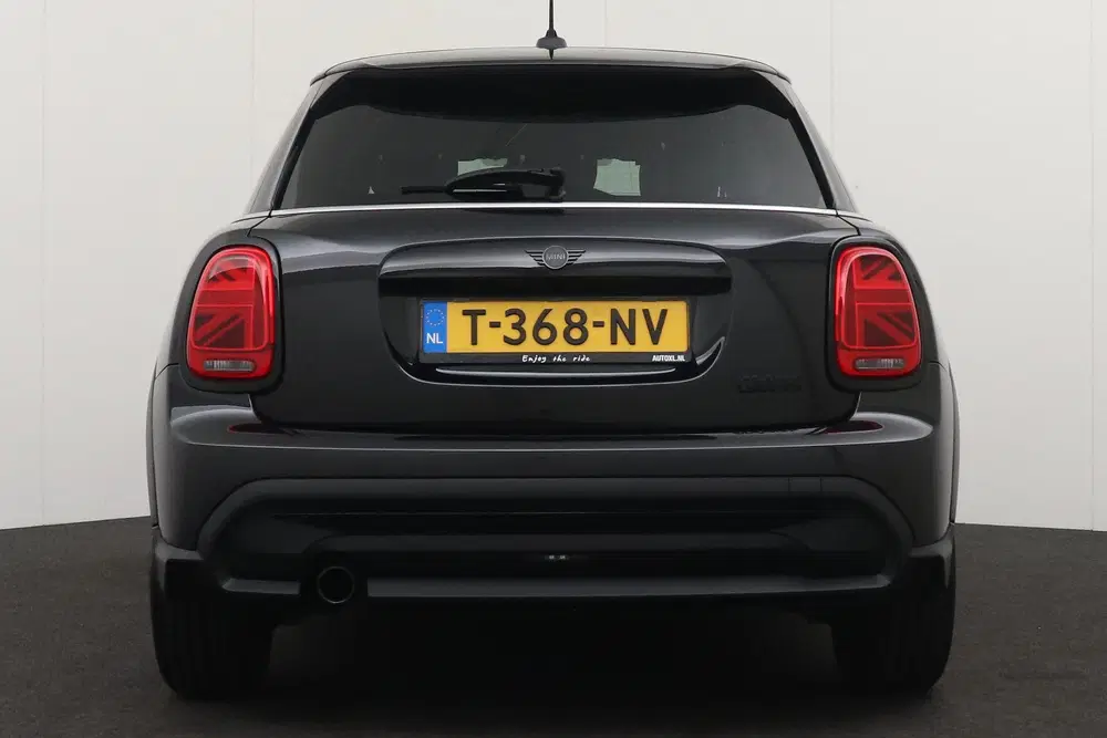 Mini Cooper 1.5 136 PK Aut. Cooper Camden Edition Pano uit 2023, foto 4