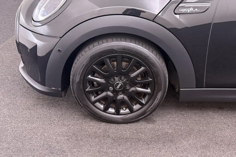 Mini Cooper 1.5 136 PK Aut. Cooper Camden Edition Pano uit 2023, foto 7