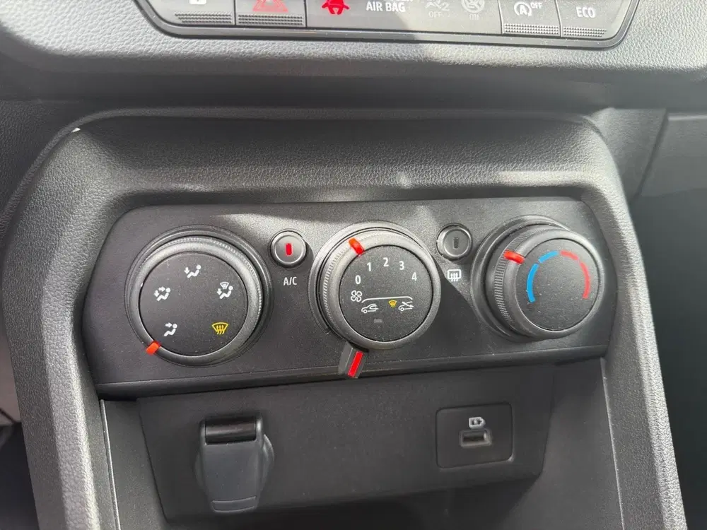 Dacia Sandero 1.0 TCe 90 Extreme uit 2023, foto 19