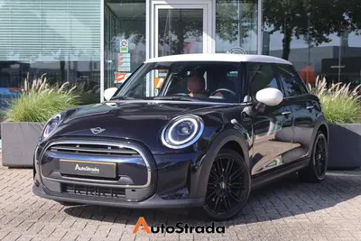 Mini Cooper Cooper 1.5 Business Edition 136pk AU uit 2022