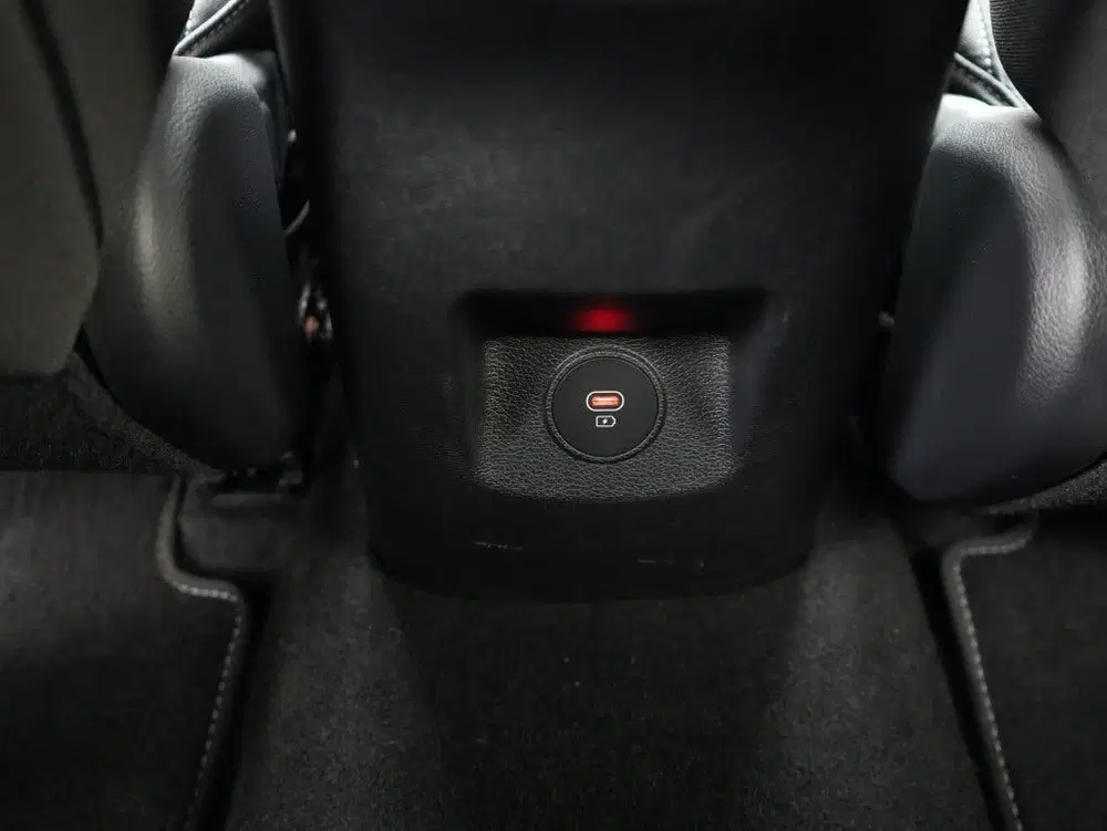 Kia XCeed 1.6 GDi PHEV Dynamic Line uit 2024, foto 15