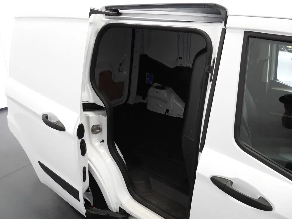 Ford Transit Courier 1.0 EcoBoost Ambiente BLUETOOTH uit 2022, foto 15