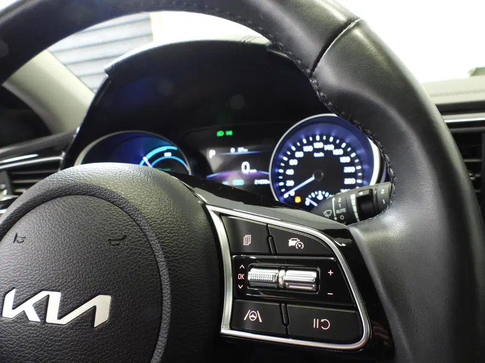 Kia Ceed 1.6 GDI PHEV Plug-In DynamicLine NAVI-A uit 2022, foto 16