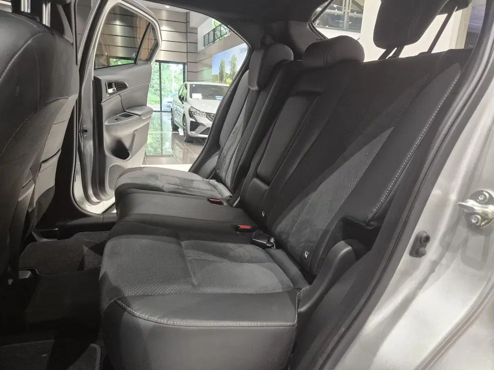Mitsubishi Eclipse Cross 2.4 PHEV Intense+ uit 2023, foto 8