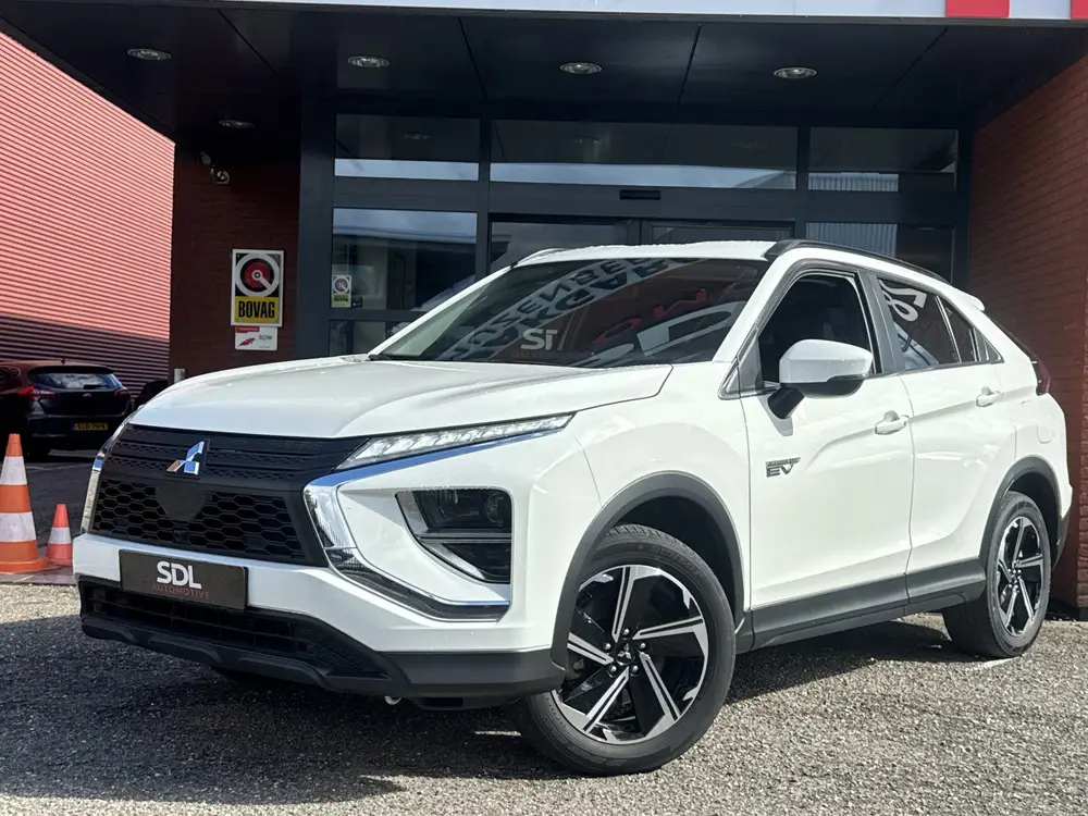 Mitsubishi Eclipse Cross 2.4 PHEV Intense uit 2021, foto 2
