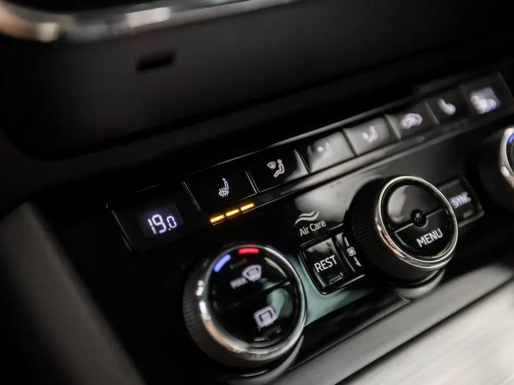 Skoda Superb 1.4 TSI iV Business Sport 218Pk Automaat uit 2020, foto 10