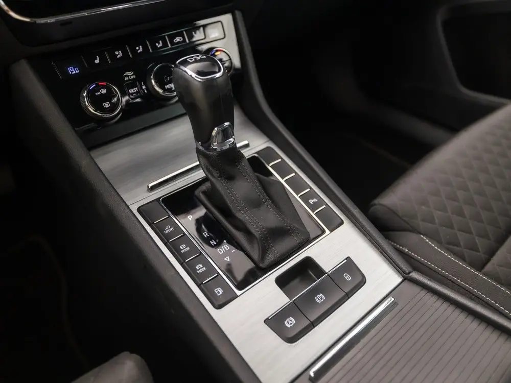 Skoda Superb 1.4 TSI iV Business Sport 218Pk Automaat uit 2020, foto 11