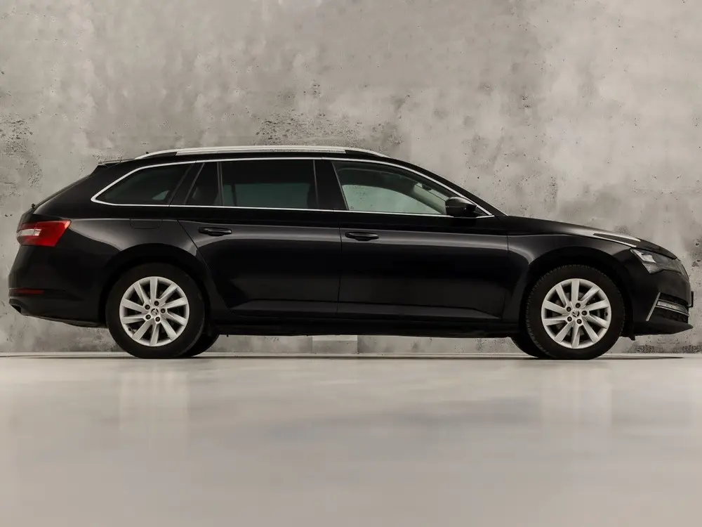 Skoda Superb 1.4 TSI iV Business Sport 218Pk Automaat uit 2020, foto 4