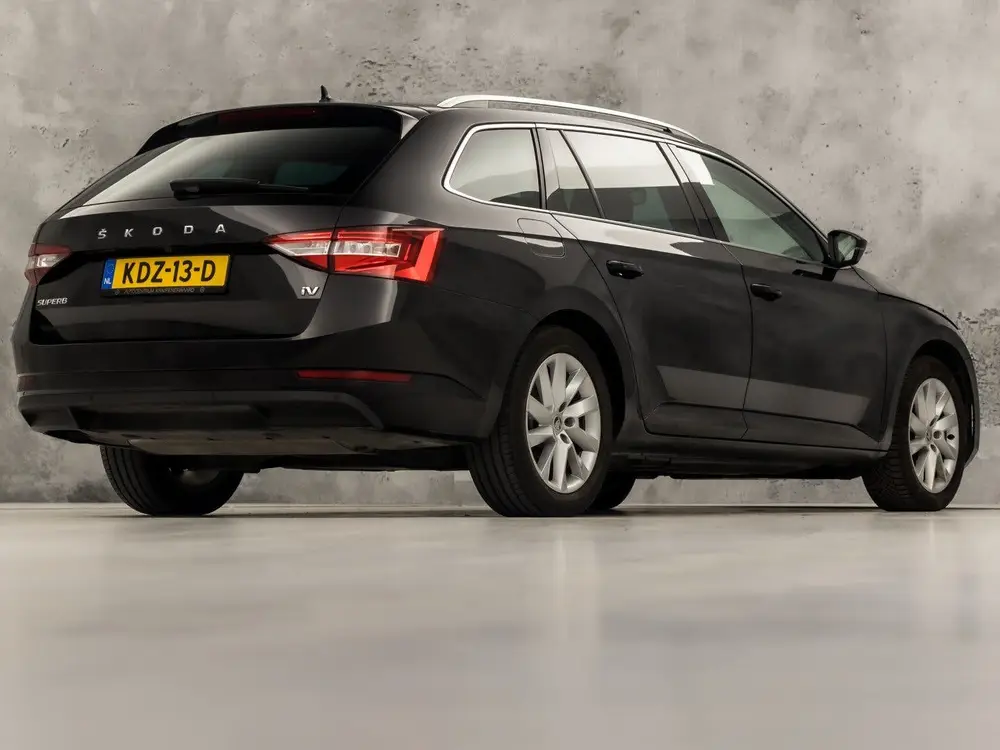 Skoda Superb 1.4 TSI iV Business Sport 218Pk Automaat uit 2020, foto 5