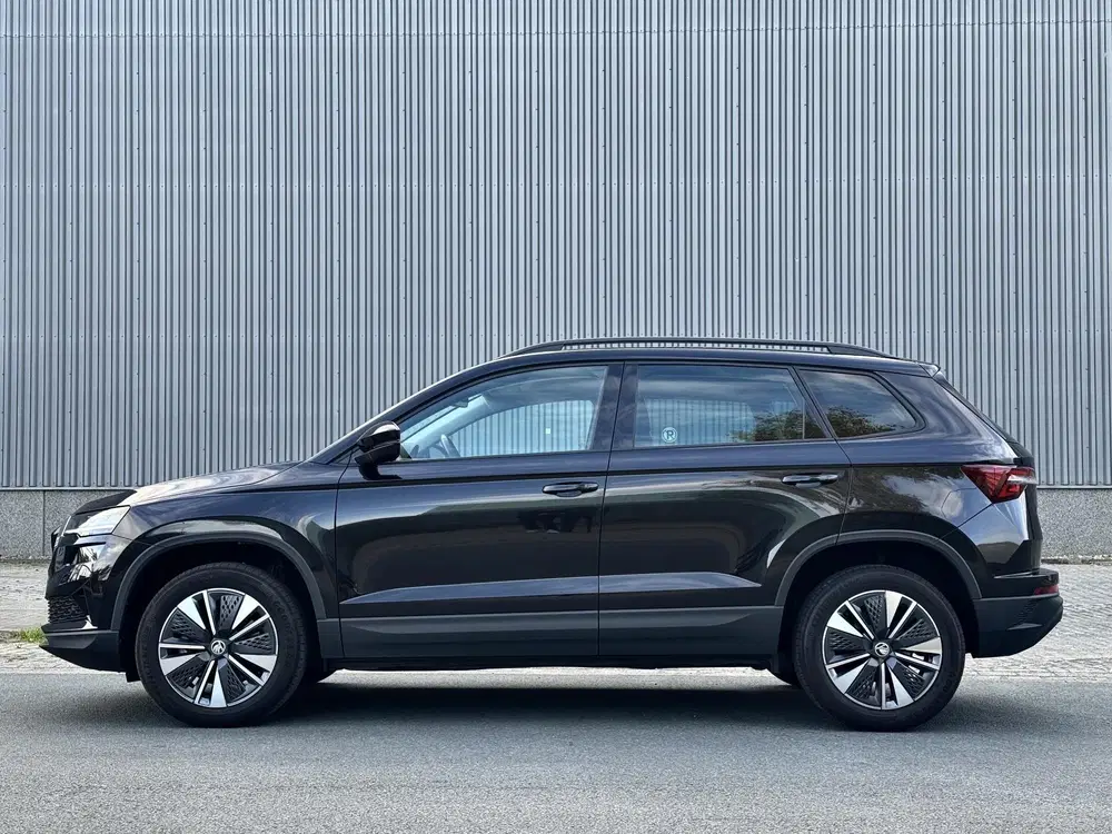 Skoda Karoq 1.5 TSI ACT Business Edition NAP uit 2024, foto 12