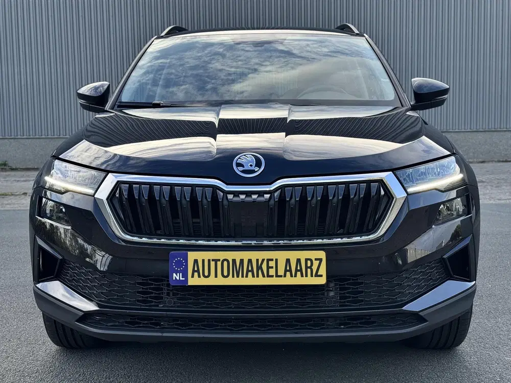 Skoda Karoq 1.5 TSI ACT Business Edition NAP uit 2024, foto 2