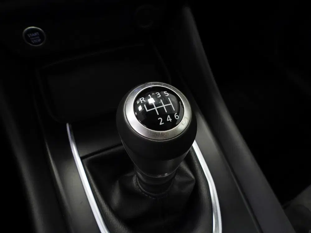 Nissan Qashqai 1.3 MHEV N-Connecta Design NAVI uit 2023, foto 19