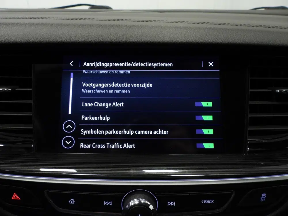 Opel Insignia 1.5 Turbo Business Executive NAV uit 2020, foto 13