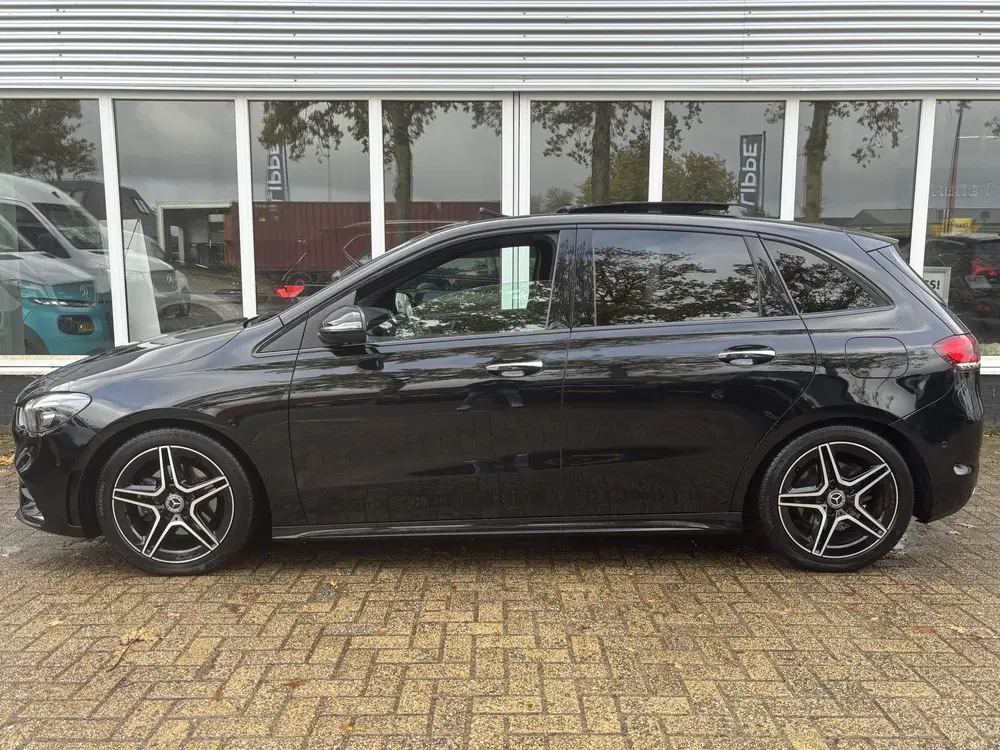 Mercedes-Benz B-Klasse 200 Business Solution AMG uit 2020, foto 5