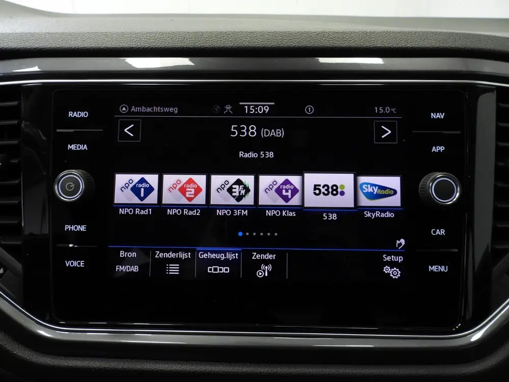 Volkswagen T-Roc 1.5 TSI Sport NAVI/CAMERA/VIRTUAL/LED/TREKH uit 2021, foto 11
