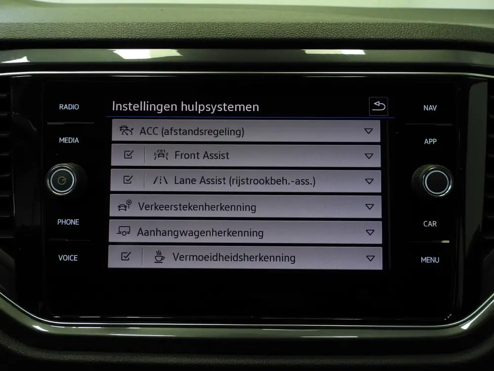 Volkswagen T-Roc 1.5 TSI Sport NAVI/CAMERA/VIRTUAL/LED/TREKH uit 2021, foto 14