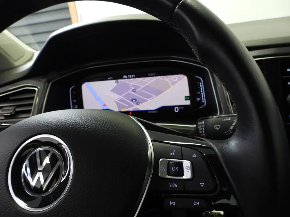 Volkswagen T-Roc 1.5 TSI Sport NAVI/CAMERA/VIRTUAL/LED/TREKH uit 2021, foto 17