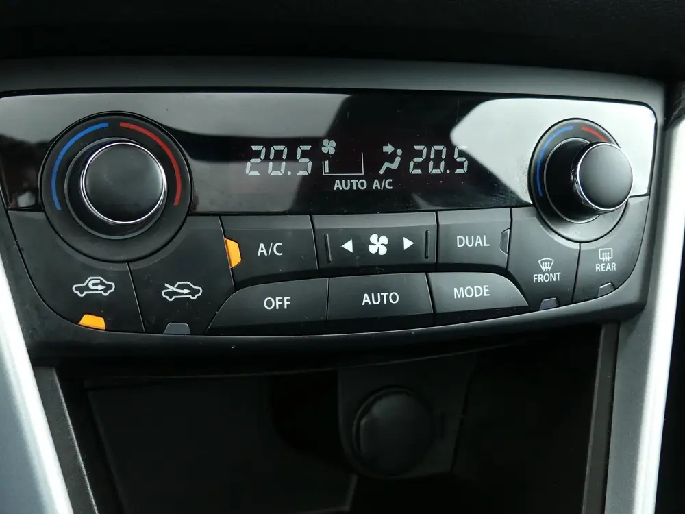 Suzuki S-Cross 1.4 Boosterjet Style Smart Hybrid / PANO / LE uit 2020, foto 20