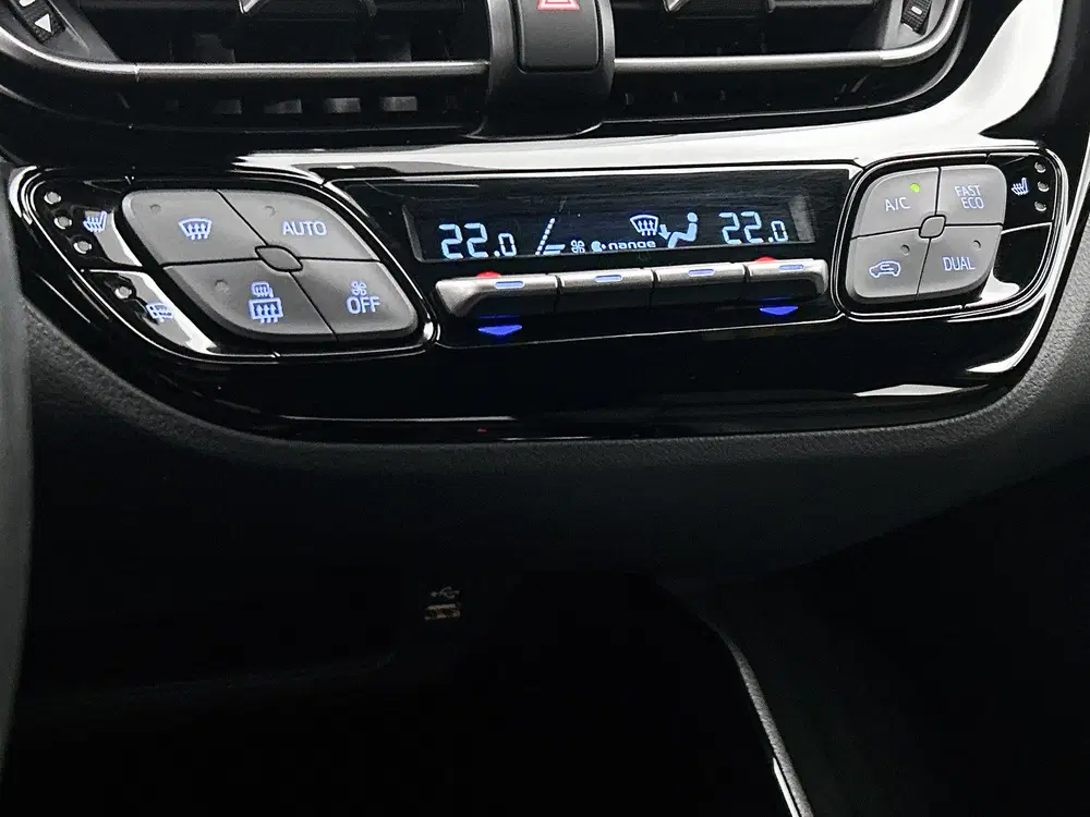 Toyota C-Hr 1.8 Hybrid Executive uit 2023, foto 10