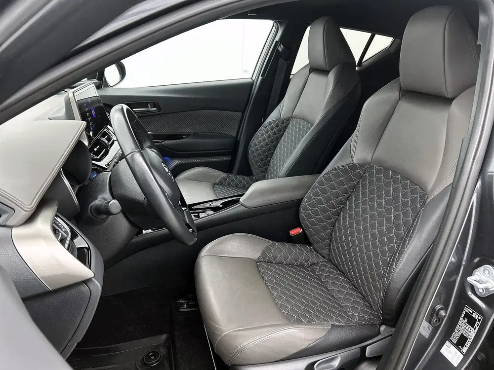 Toyota C-Hr 1.8 Hybrid Executive uit 2023, foto 15