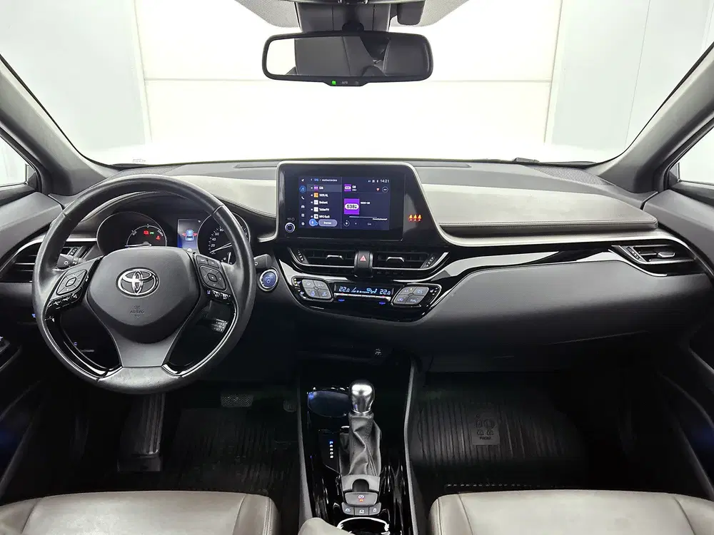 Toyota C-Hr 1.8 Hybrid Executive uit 2023, foto 4
