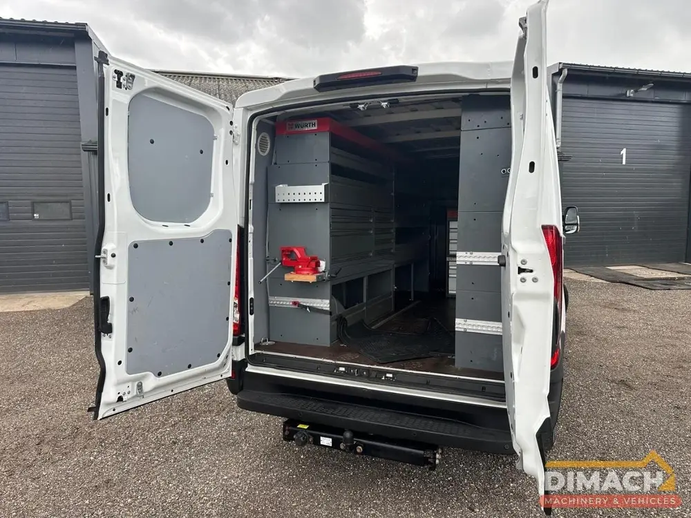 Iveco Daily Automaat uit 2019, foto 5