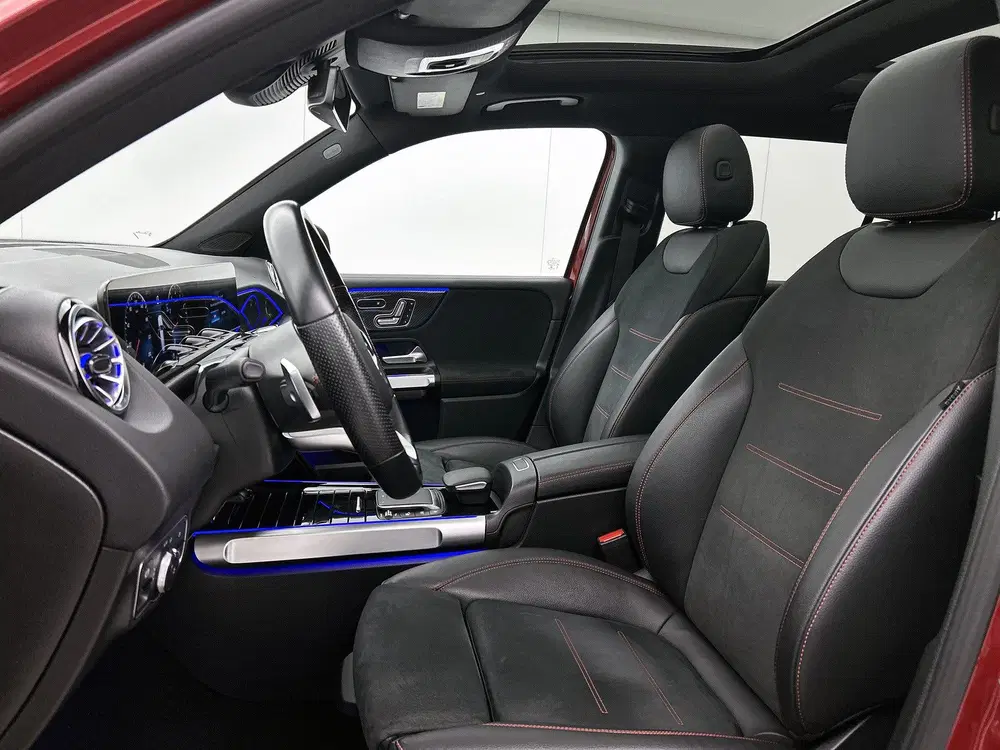 Mercedes-Benz GLB 180 Business Solution AMG uit 2022, foto 18