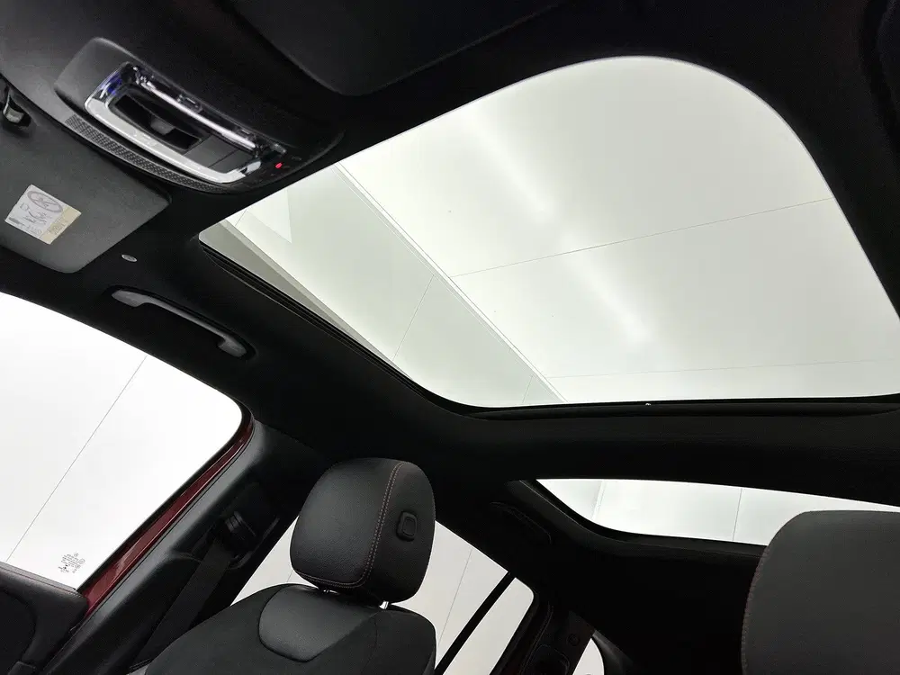 Mercedes-Benz GLB 180 Business Solution AMG uit 2022, foto 4