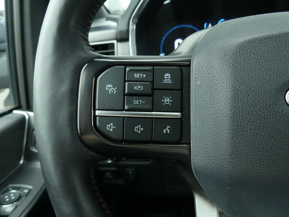 Ford F 150 V6 Platinum AWD 5P uit 2024, foto 15