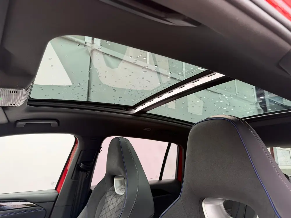 Volkswagen Tiguan 1.5 eTSI R-Line Edition | Pano | 360 Camer uit 2024, foto 11