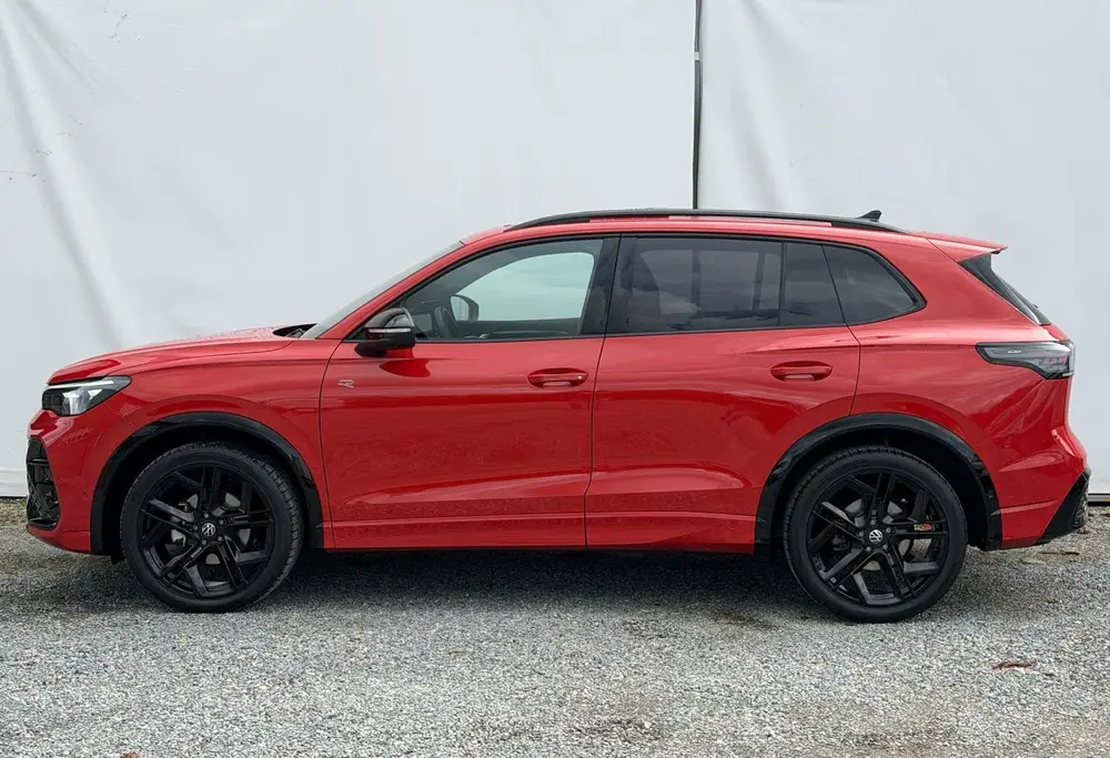 Volkswagen Tiguan 1.5 eTSI R-Line Edition | Pano | 360 Camer uit 2024, foto 4