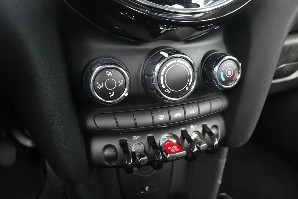 Mini One One uit 2022, foto 19