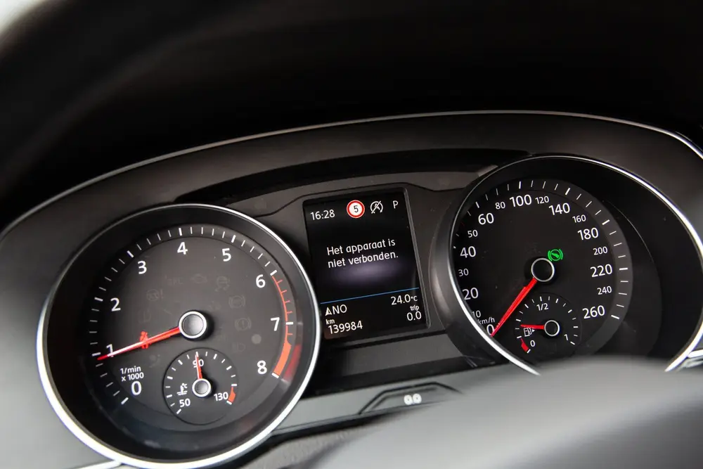 Volkswagen Passat Variant 1.5 TSI R-Line Business + , Adap. uit 2021, foto 5