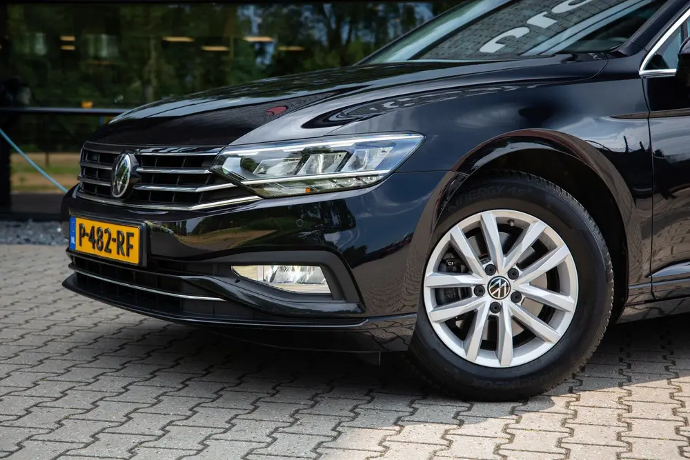 Volkswagen Passat Variant 1.5 TSI R-Line Business + , Adap. uit 2021, foto 7