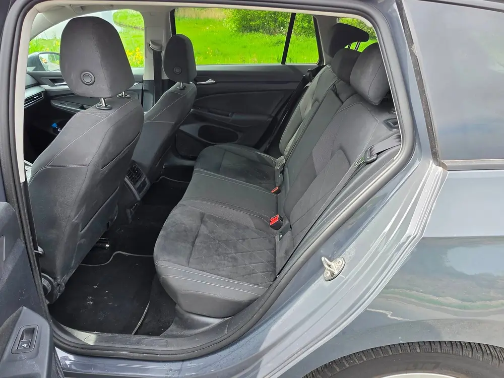 Volkswagen Golf Variant 1.0 eTSI Life Business / AUTOMAAT / uit 2022, foto 18