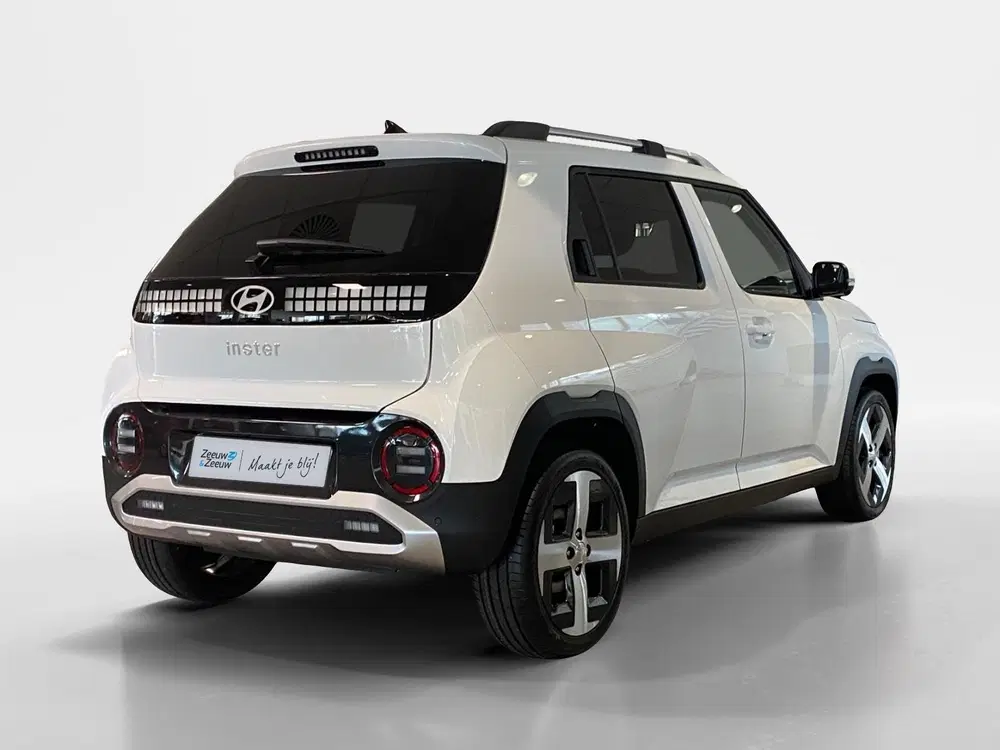 Hyundai Inster EVOLVE W&T 49 KWH uit 2026, foto 4