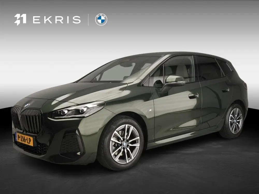 BMW 2-serie Active Tourer 220i uit 2022