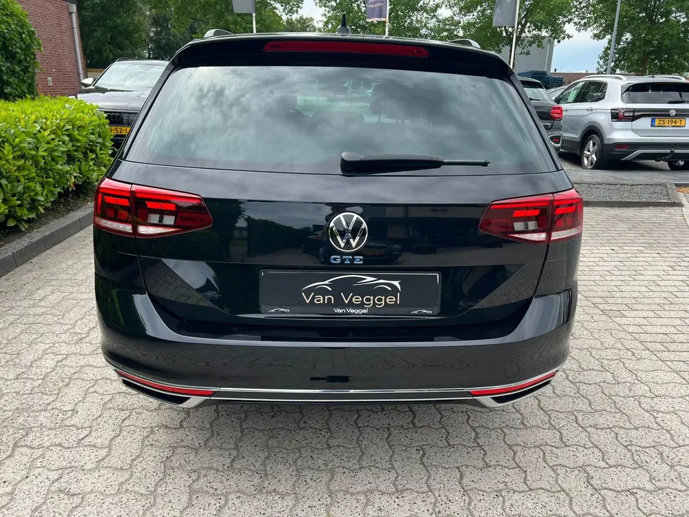 Volkswagen Passat Variant 1.4 TSI PHEV GTE virtual cockpit uit 2022, foto 12