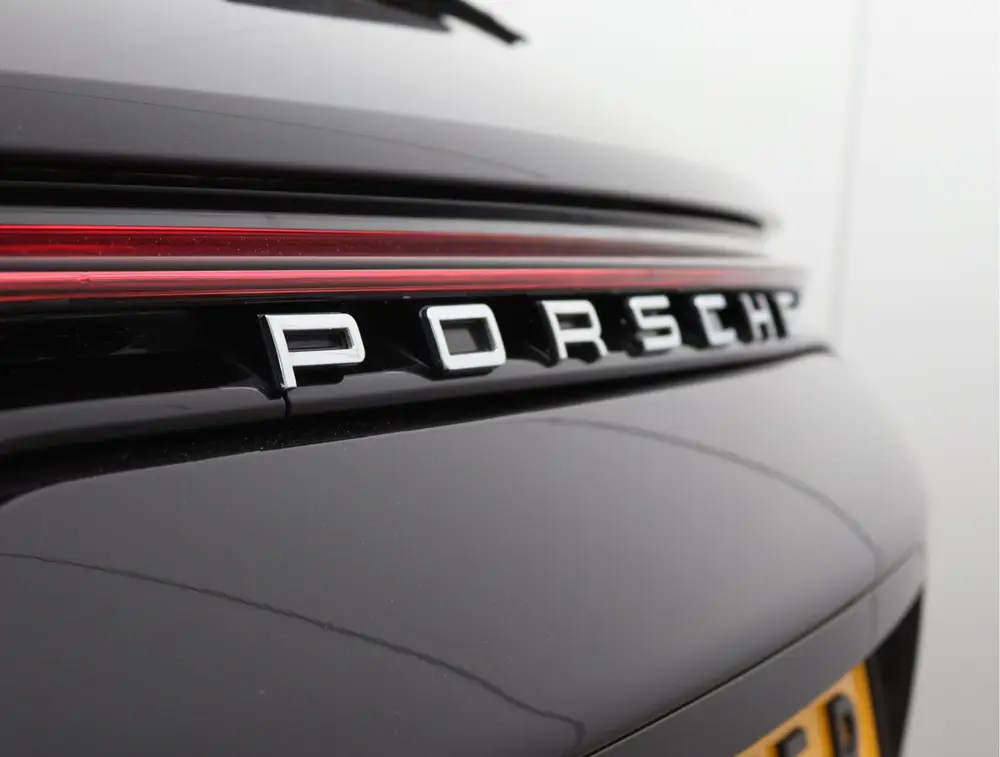 Porsche Panamera 2.9 4S E-Hybrid uit 2020, foto 20