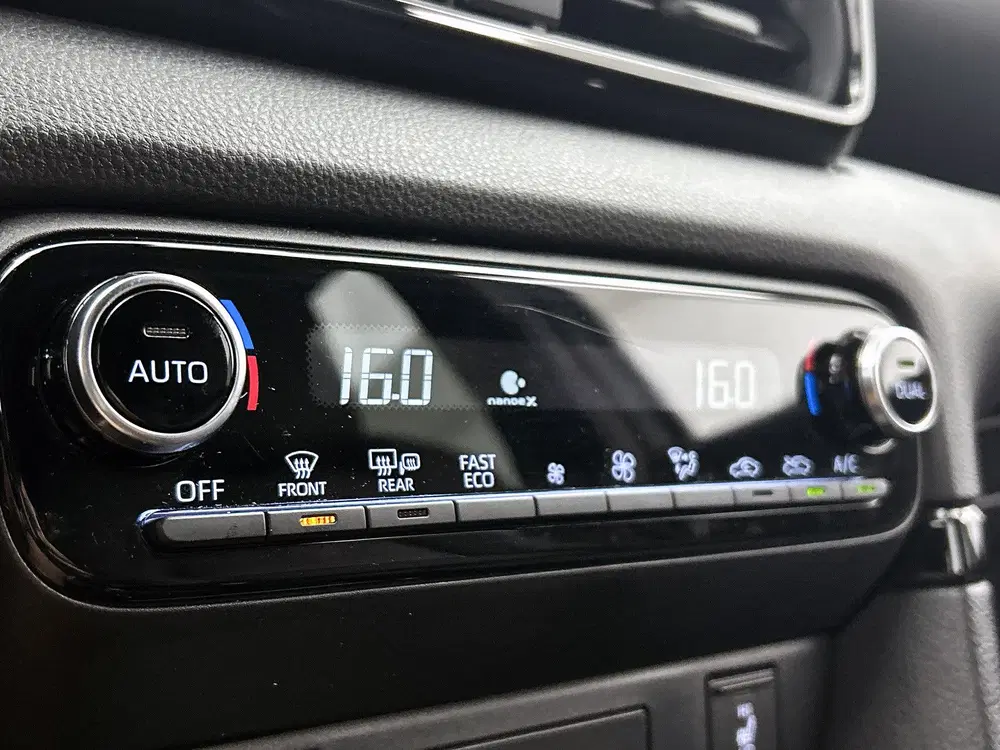 Toyota Yaris 1.5 Hybrid 130 Executive uit 2025, foto 12