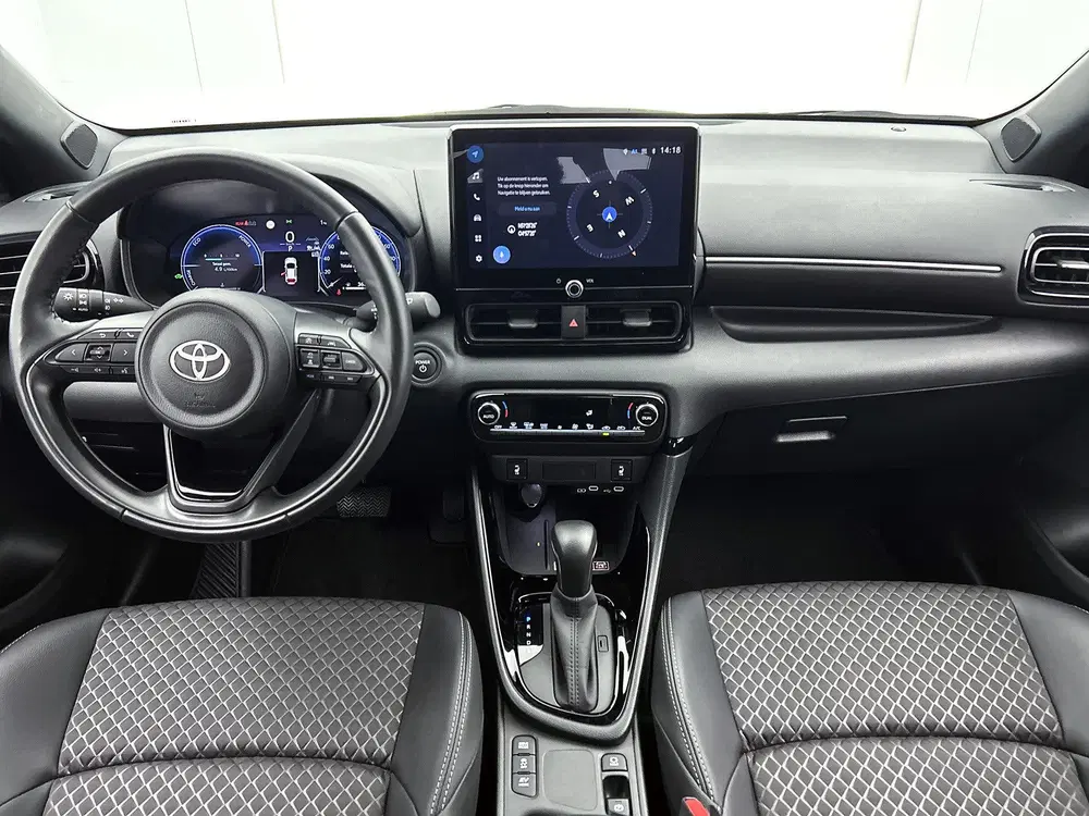 Toyota Yaris 1.5 Hybrid 130 Executive uit 2025, foto 4