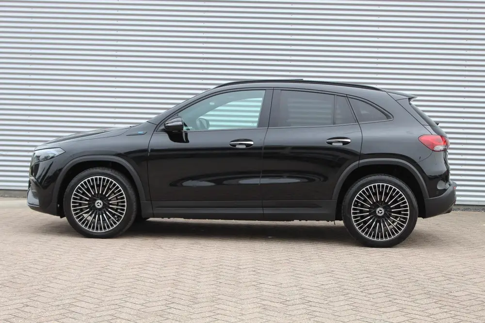 Mercedes-Benz EQA 250 AMG 67 kWh uit 2022, foto 5