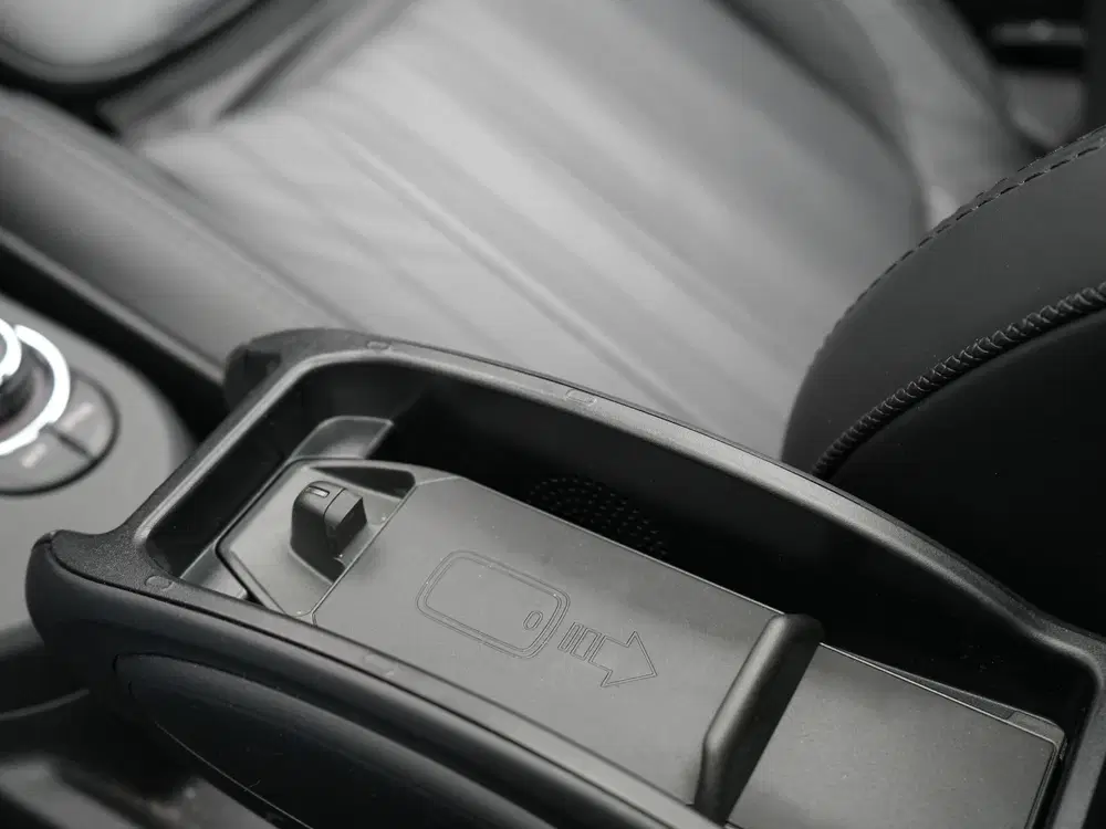 Mini Electric MINI Yours 32 uit 2021, foto 12