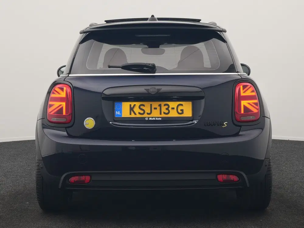 Mini Electric MINI Yours 32 uit 2021, foto 16