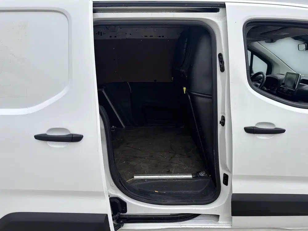 Toyota Proace City 1.2T 110 PK *Benzine* L1 Navigatie Climat uit 2022, foto 13