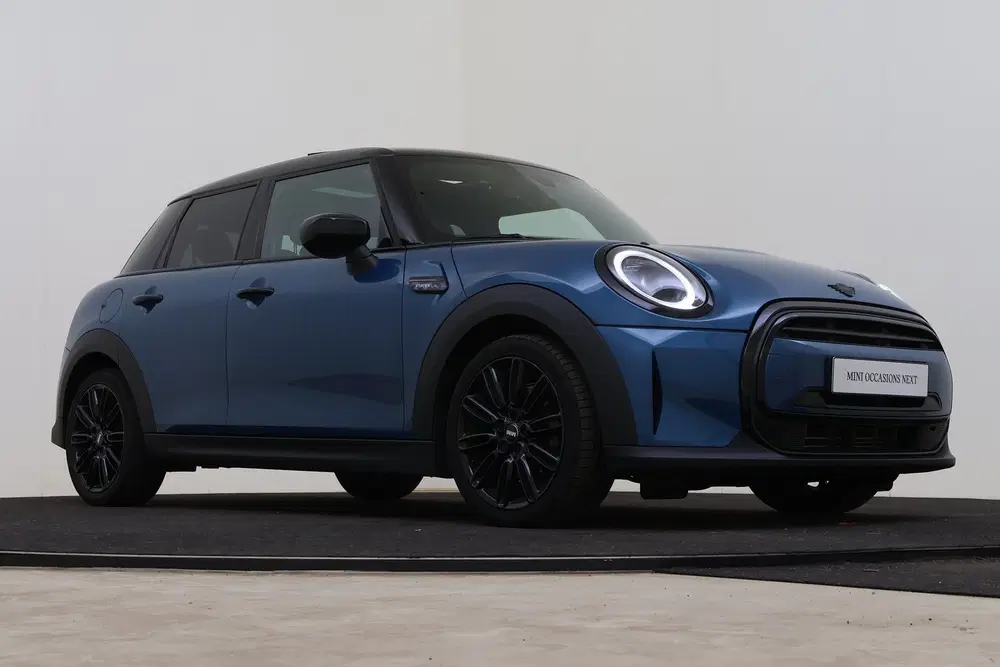 Mini Hatchback Cooper Classic Automaat uit 2022, foto 10