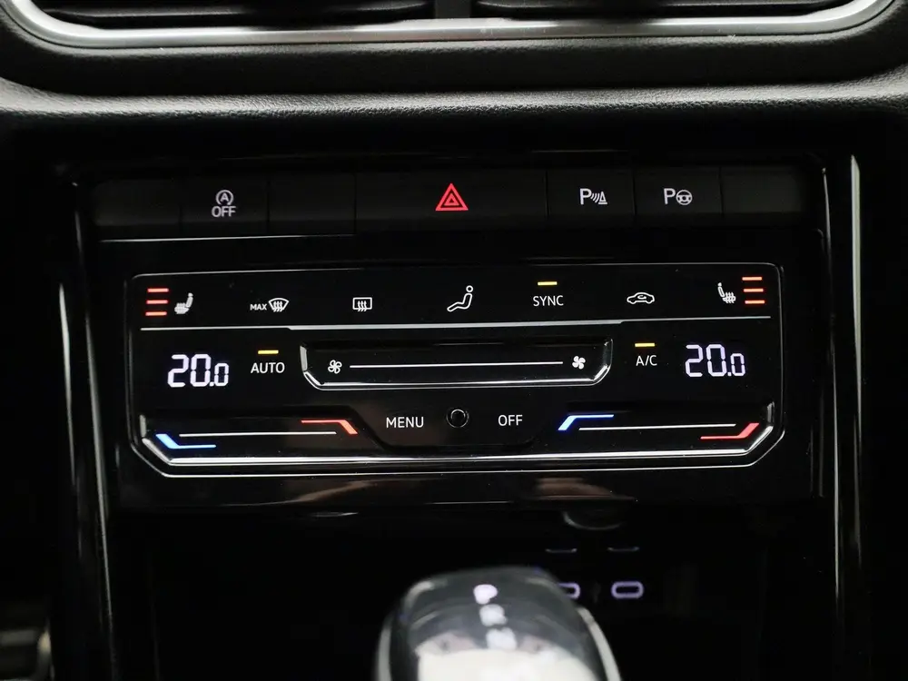 Volkswagen T-Roc 1.5 TSI R-Line | 150PK | AUTOMAAT | NAVIGAT uit 2022, foto 20