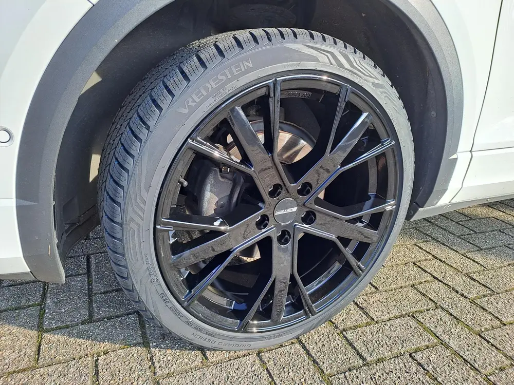 Volkswagen T-Roc 1.5 TSI R-Line | 150PK | AUTOMAAT | NAVIGAT uit 2022, foto 4