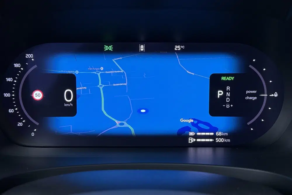 Volvo V90 T8 Plus Dark uit 2024, foto 19